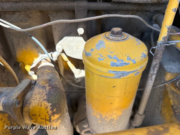 image for item EW4193 1968 Caterpillar 955K track loader