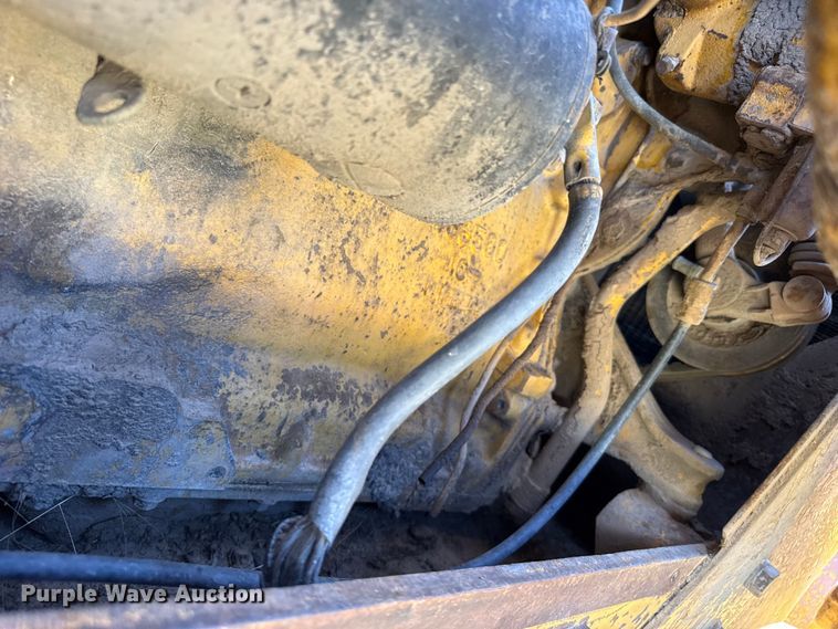 image for item EW4193 1968 Caterpillar 955K track loader
