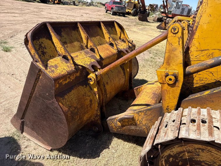 image for item EW4193 1968 Caterpillar 955K track loader