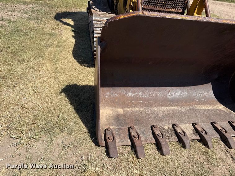 image for item EW4193 1968 Caterpillar 955K track loader