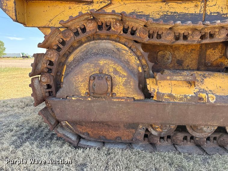 image for item EW4193 1968 Caterpillar 955K track loader