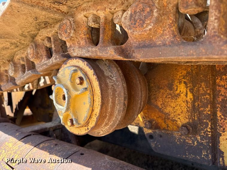 image for item EW4193 1968 Caterpillar 955K track loader