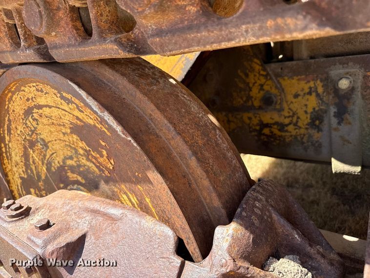 image for item EW4193 1968 Caterpillar 955K track loader
