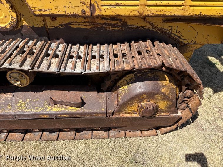 image for item EW4193 1968 Caterpillar 955K track loader