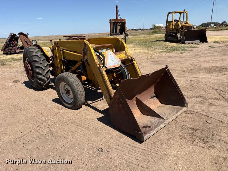 image for item EW4196 1978 Massey Ferguson MF202 tractor