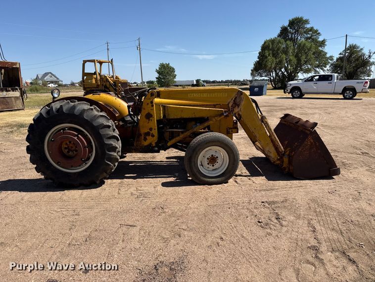 image for item EW4196 1978 Massey Ferguson MF202 tractor