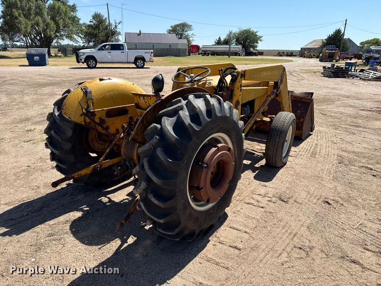 image for item EW4196 1978 Massey Ferguson MF202 tractor