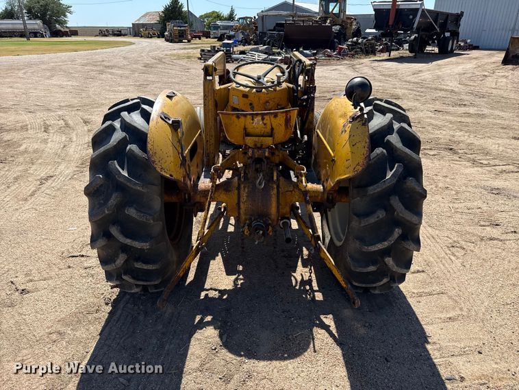 image for item EW4196 1978 Massey Ferguson MF202 tractor