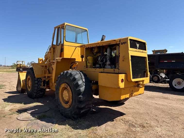 image for item EW4199 Massey Ferguson 66 wheel loader