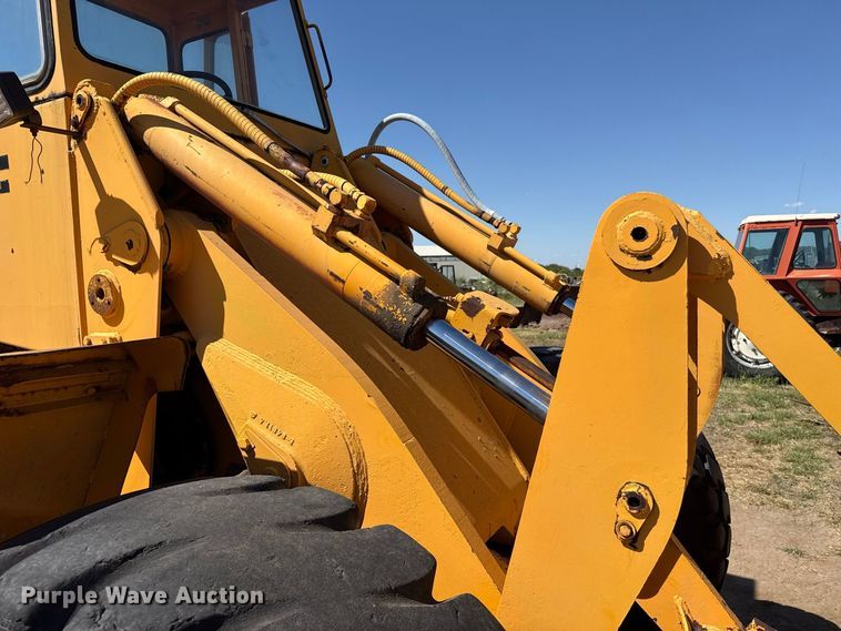 image for item EW4199 Massey Ferguson 66 wheel loader