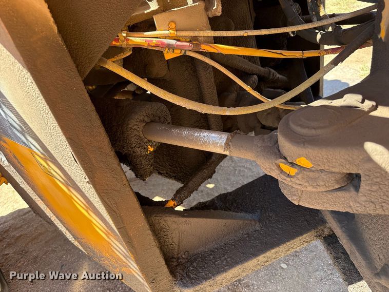 image for item EW4199 Massey Ferguson 66 wheel loader