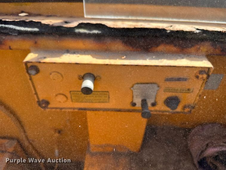 image for item EW4199 Massey Ferguson 66 wheel loader