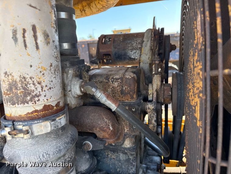 image for item EW4199 Massey Ferguson 66 wheel loader