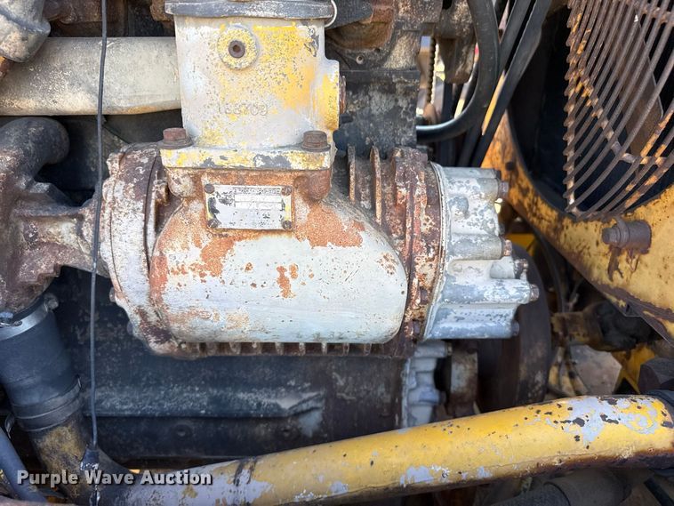 image for item EW4199 Massey Ferguson 66 wheel loader