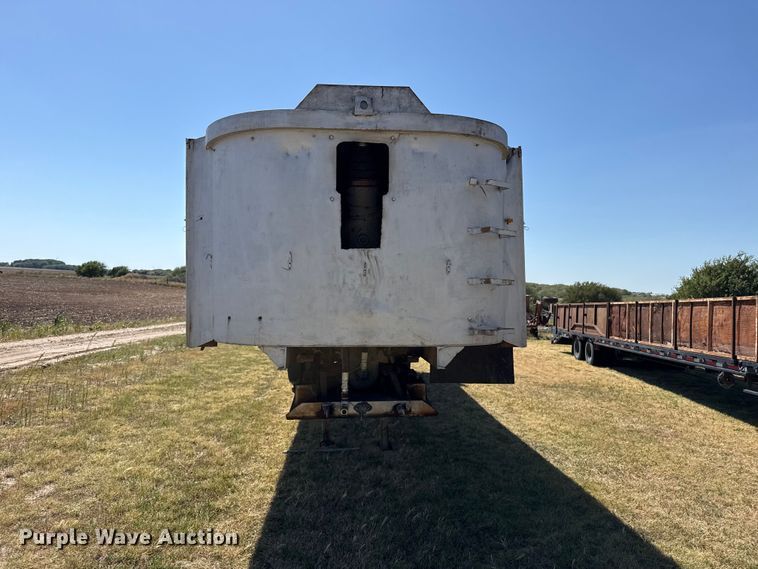 image for item EW4200 1978 Hobbs end dump trailer