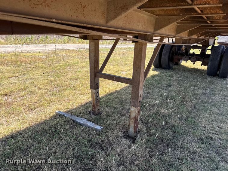 image for item EW4200 1978 Hobbs end dump trailer