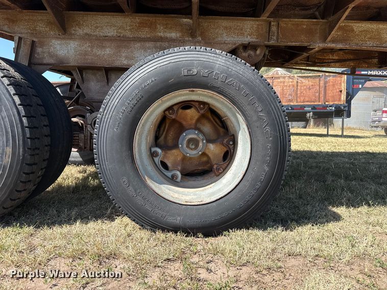 image for item EW4200 1978 Hobbs end dump trailer
