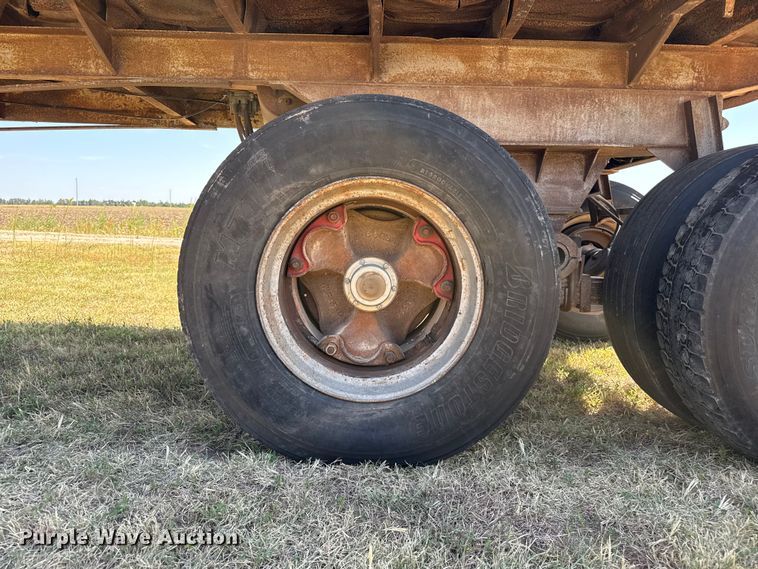 image for item EW4200 1978 Hobbs end dump trailer