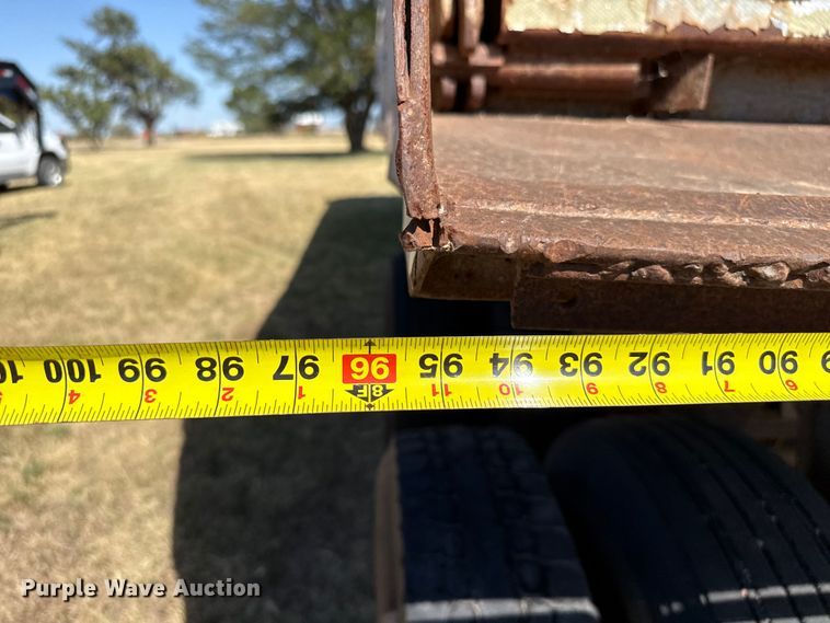 image for item EW4200 1978 Hobbs end dump trailer