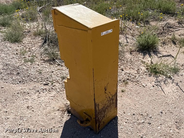 image for item EW4261 Motor grader front push block