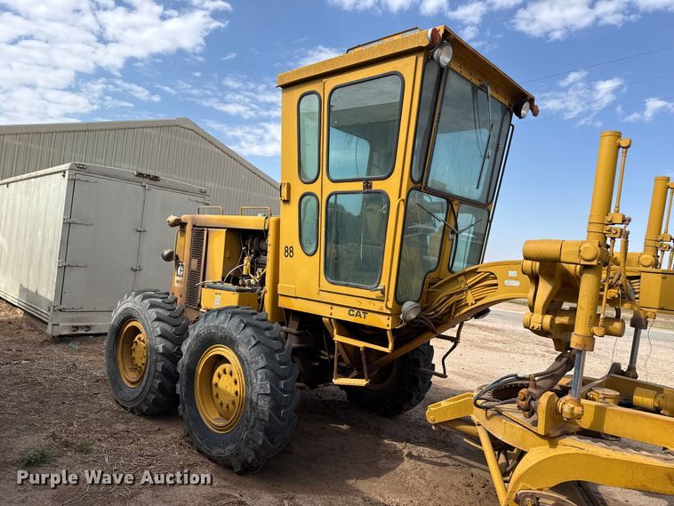 image for item EW4266 1976 Caterpillar 120G motor grader