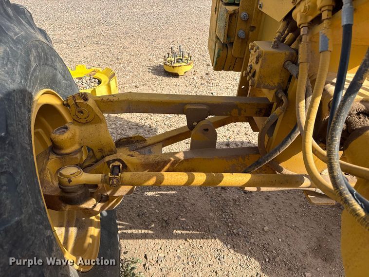 image for item EW4266 1976 Caterpillar 120G motor grader