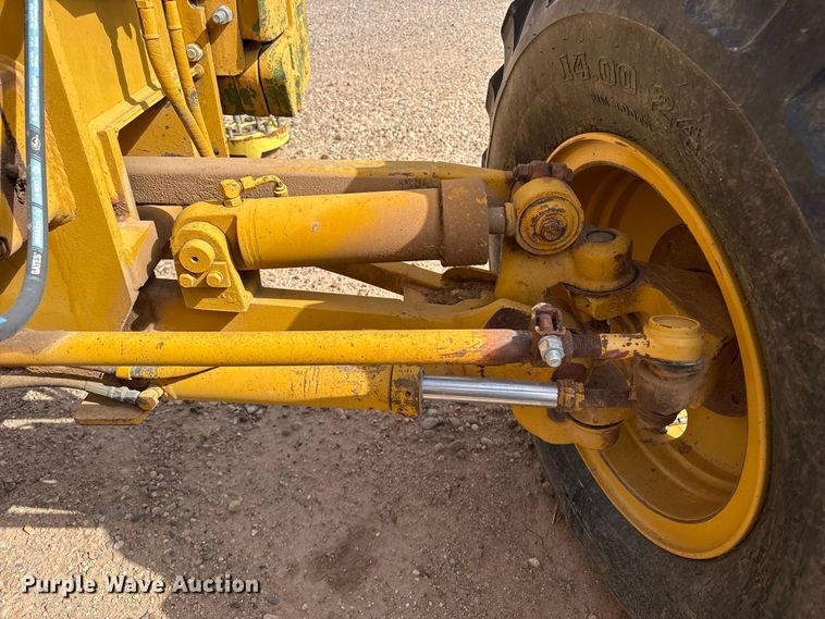 image for item EW4266 1976 Caterpillar 120G motor grader