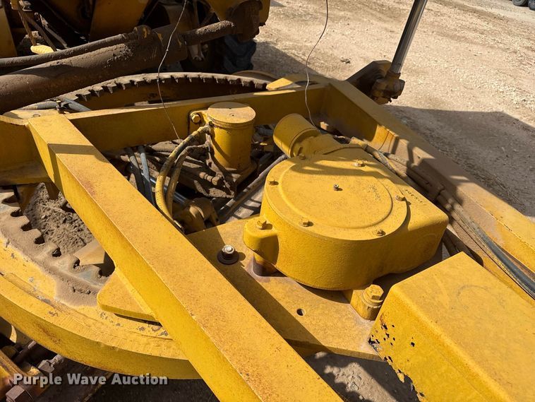 image for item EW4266 1976 Caterpillar 120G motor grader
