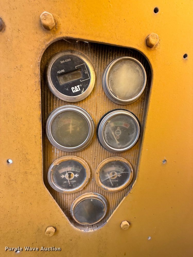 image for item EW4266 1976 Caterpillar 120G motor grader
