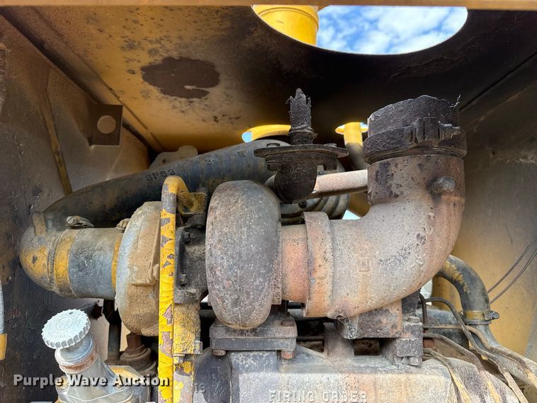 image for item EW4266 1976 Caterpillar 120G motor grader