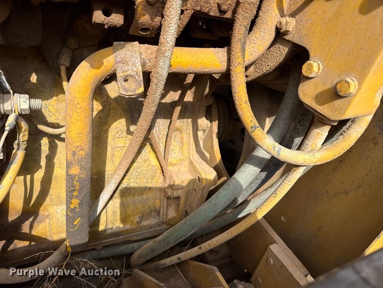 image for item EW4266 1976 Caterpillar 120G motor grader