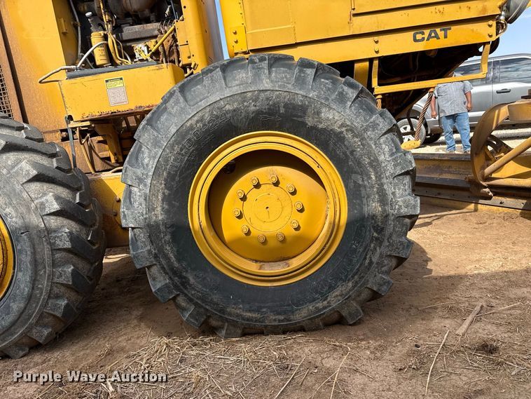 image for item EW4266 1976 Caterpillar 120G motor grader