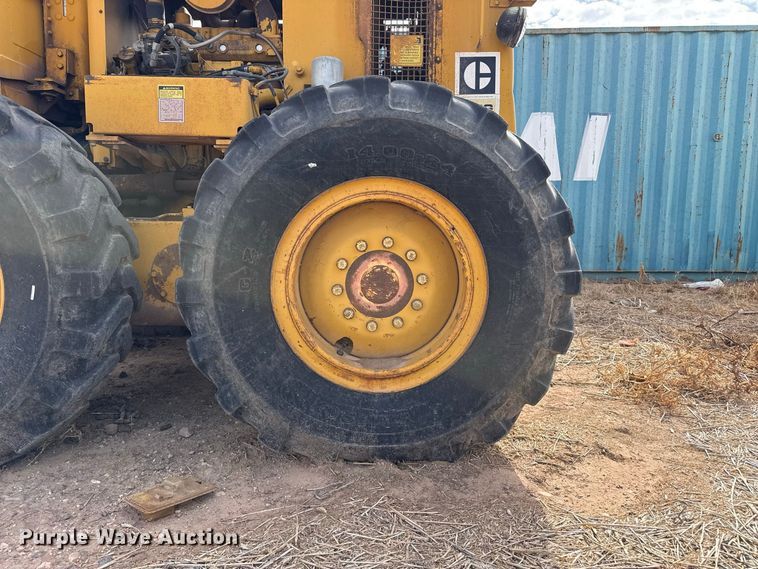image for item EW4266 1976 Caterpillar 120G motor grader