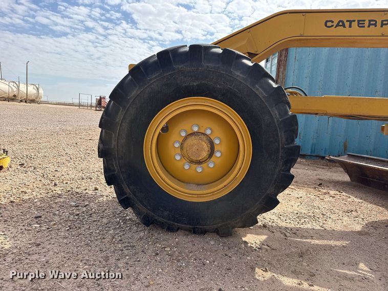 image for item EW4266 1976 Caterpillar 120G motor grader