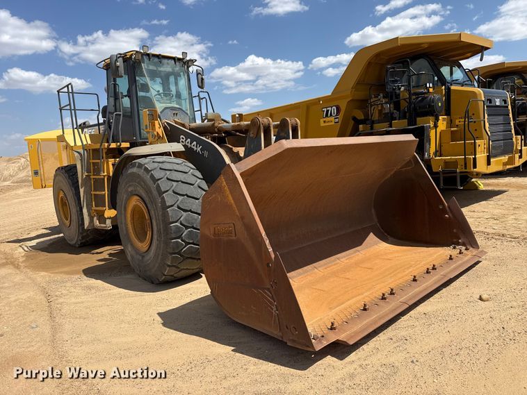 image for item EW4272 2015 John Deere 844K-II wheel loader