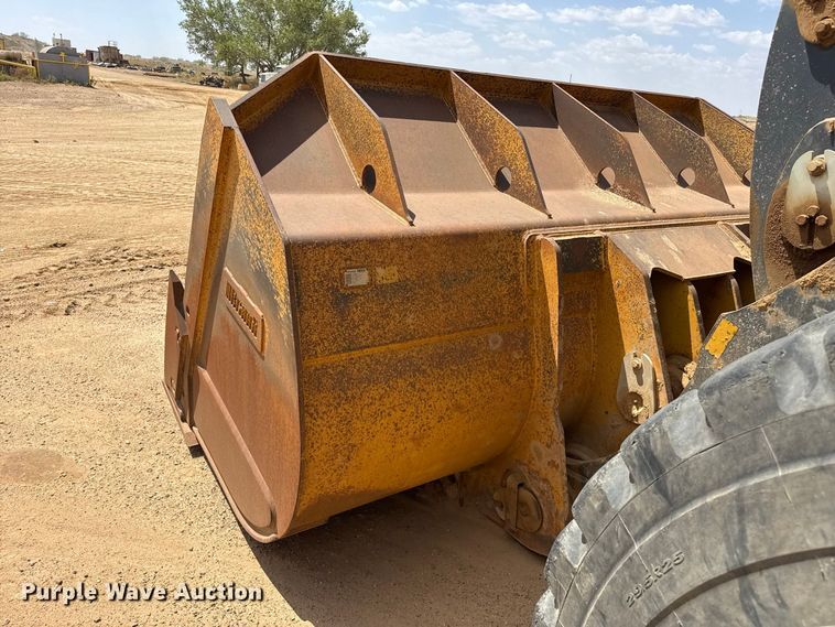 image for item EW4272 2015 John Deere 844K-II wheel loader
