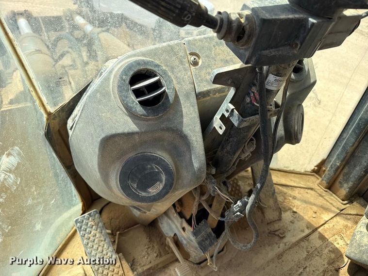 image for item EW4272 2015 John Deere 844K-II wheel loader