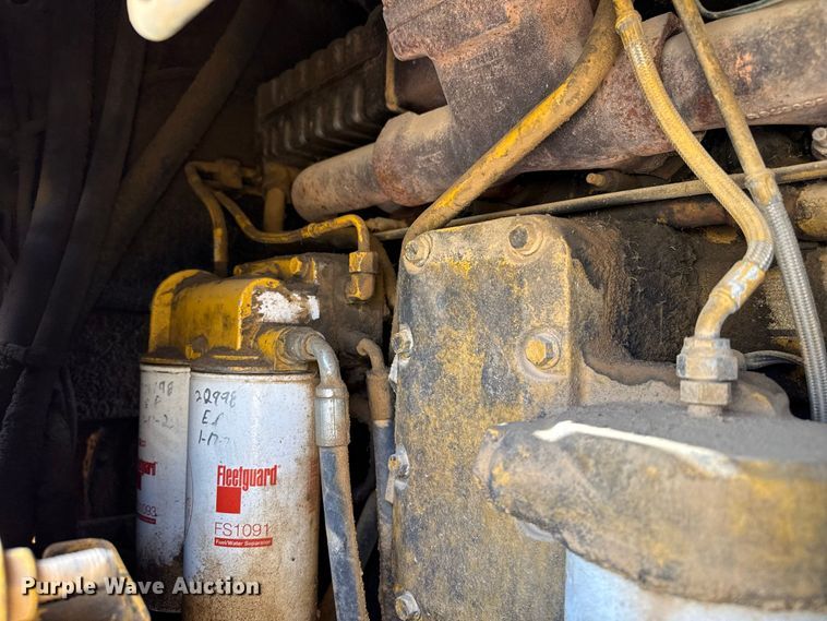 image for item EW4272 2015 John Deere 844K-II wheel loader