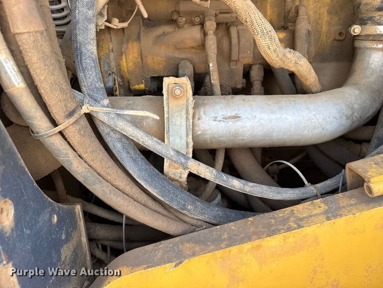 image for item EW4272 2015 John Deere 844K-II wheel loader