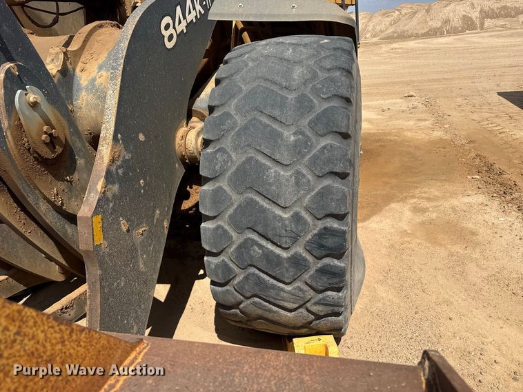 image for item EW4272 2015 John Deere 844K-II wheel loader