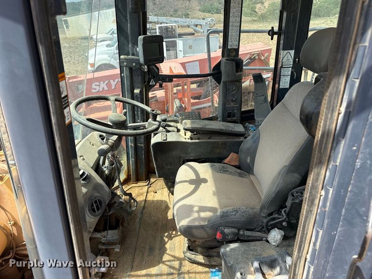 image for item EW4273 2015 John Deere 844K-II wheel loader