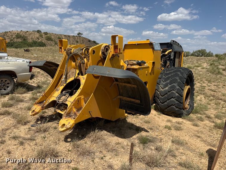 2015 John Deere 844K wheel loader