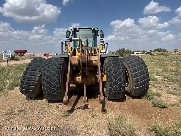 image for item EW4275 2015 John Deere 824K-II wheel loader