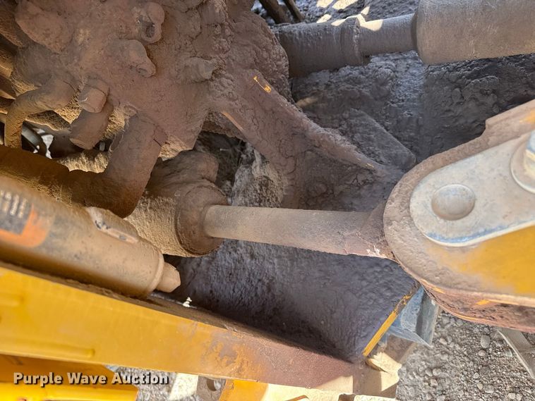image for item EW4275 2015 John Deere 824K-II wheel loader