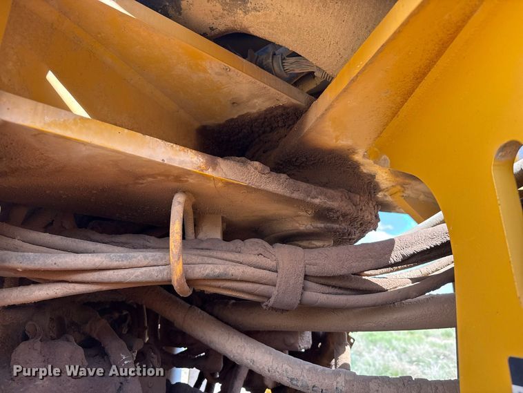 image for item EW4275 2015 John Deere 824K-II wheel loader