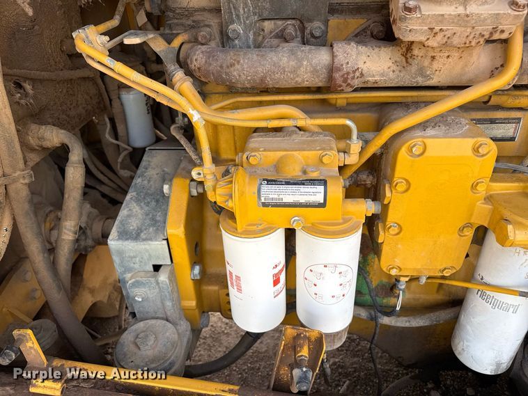 image for item EW4275 2015 John Deere 824K-II wheel loader