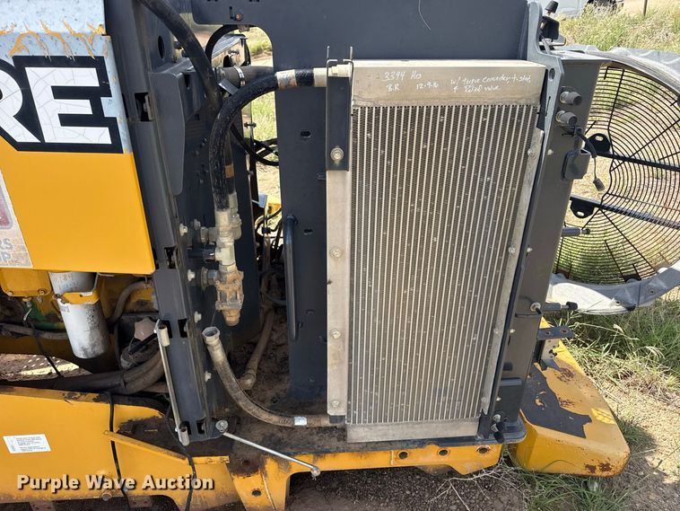 image for item EW4275 2015 John Deere 824K-II wheel loader