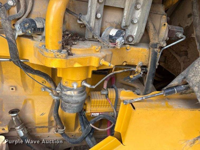 image for item EW4275 2015 John Deere 824K-II wheel loader