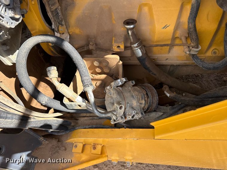 image for item EW4275 2015 John Deere 824K-II wheel loader