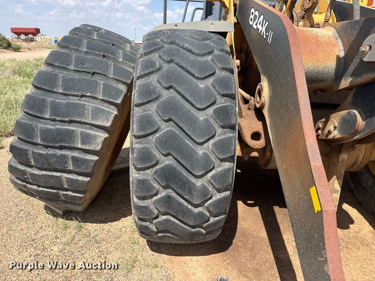 image for item EW4275 2015 John Deere 824K-II wheel loader